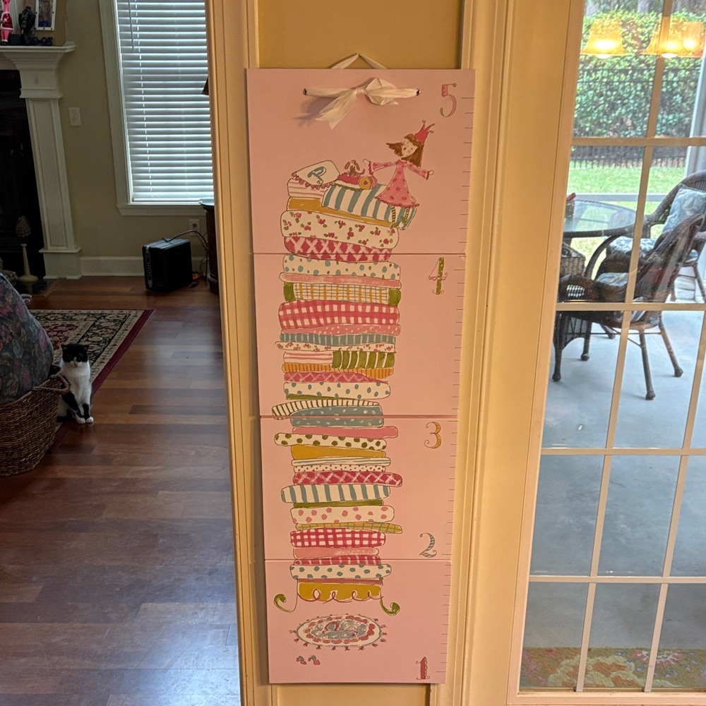 2007 Pottery Barn Kids Phoebe Chipboard Growth Chart 5’